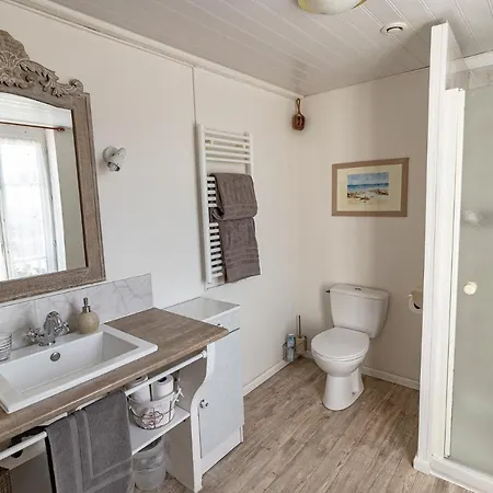 Les 4 Saisons 住宿加早餐酒店 Graye-sur-Mer